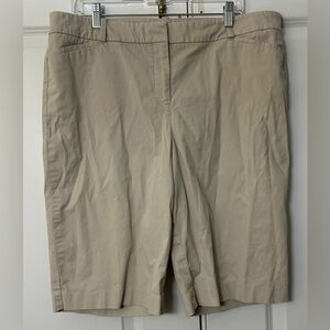 Talbots Women Chino Shorts 16 Beige Long Bermuda Casual Classic Comfort Pockets